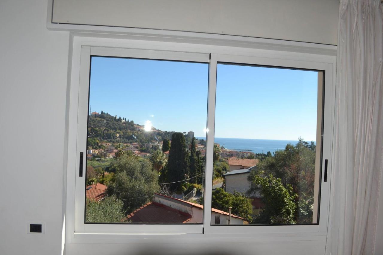 Residence Hotel Edy Imperia Bagian luar foto